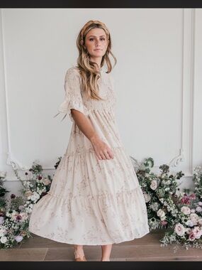 JessaKae Beige Floral Smocked Midi Dress